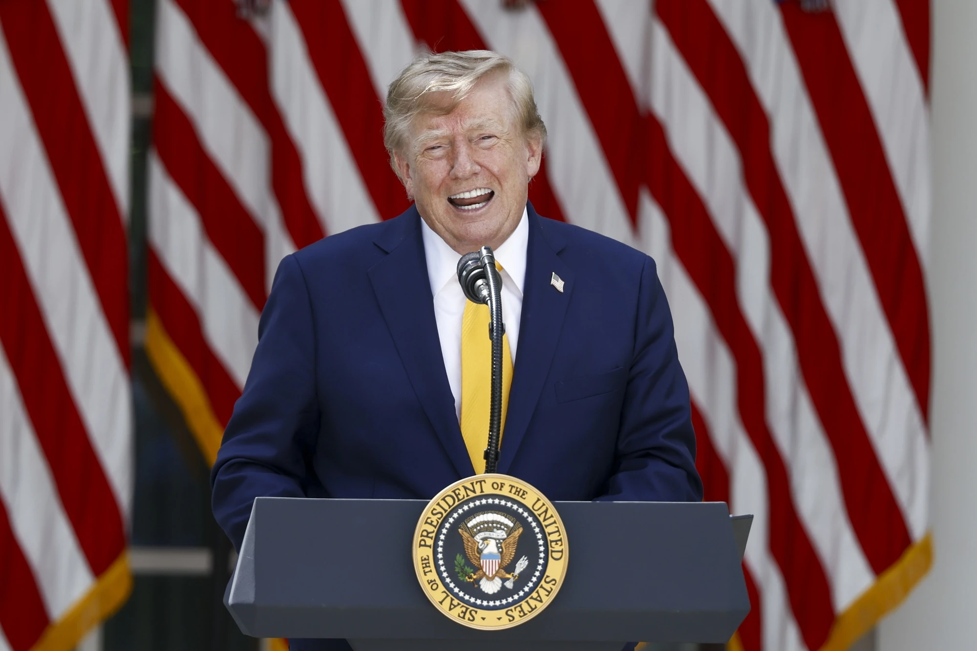 Трамп заявив про угоду з Венесуелою щодо 65 млрд барелів нафти